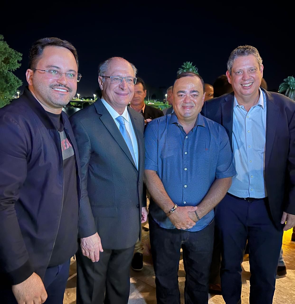 Em Brasília, Cristiano Viana participa de reunião com Márcio Macedo e  Geraldo Alckmin