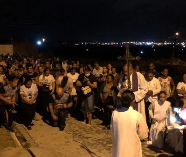 Simão Dias: Via sacra é realizada pela Paróquia Senhora Sant’Ana na comunidade Areal