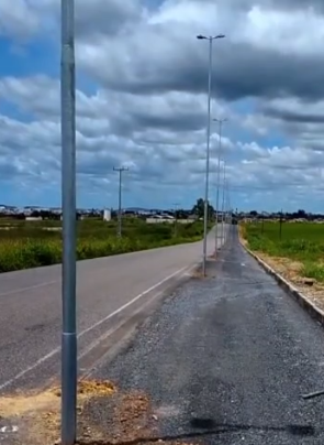 Geraldo Macêdo denuncia obra mal feita na rodovia entre Simão Dias / Paripiranga