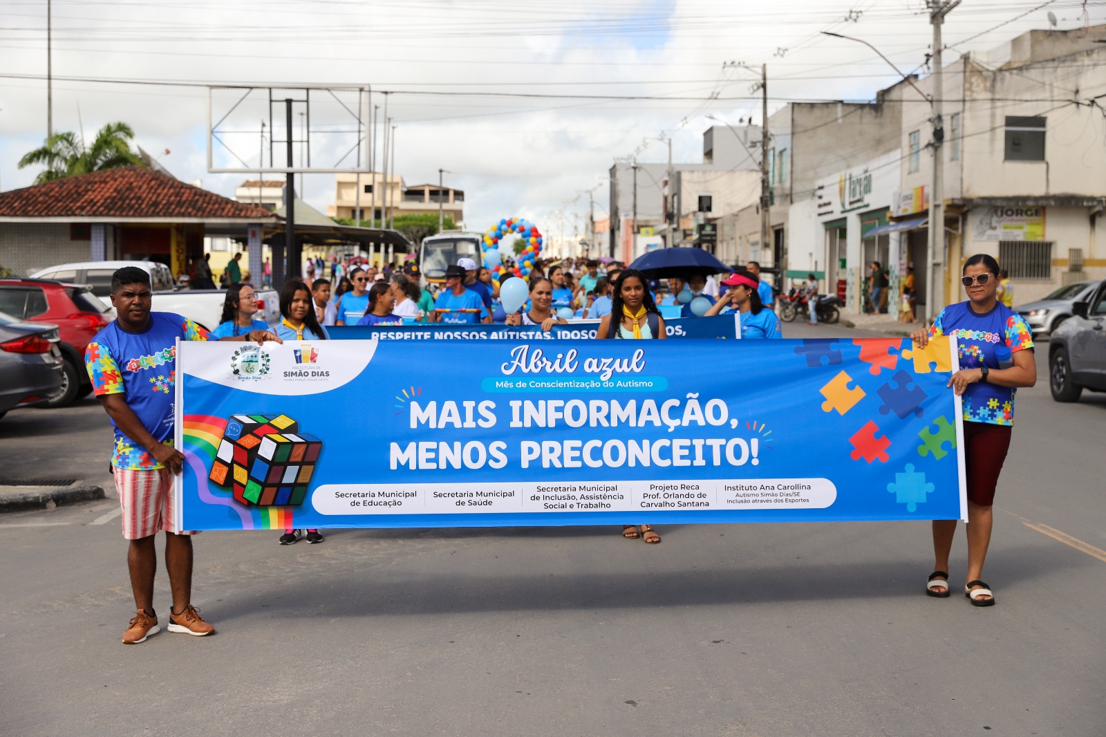 Caminhada pela conscientização sobre o autismo é realizada em Simão Dias