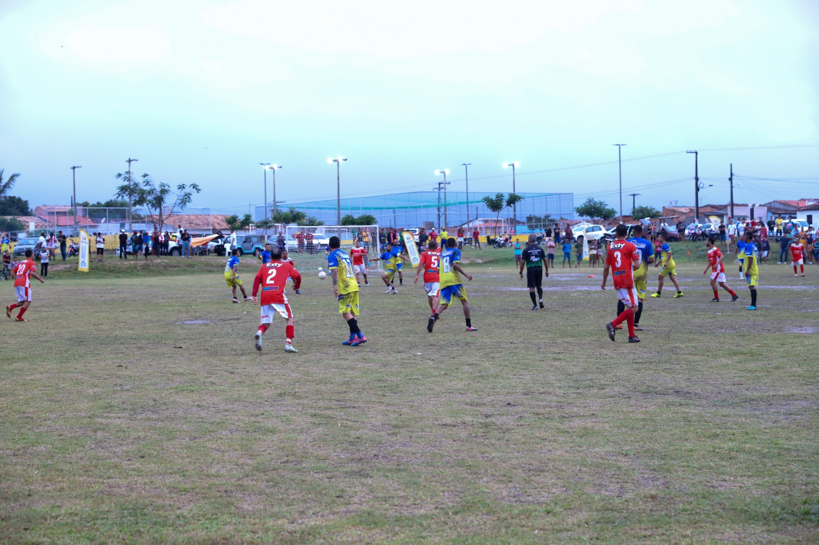 Gesso e Real Simãodiense decidem Campeonato de Futebol neste domingo em Simão Dias