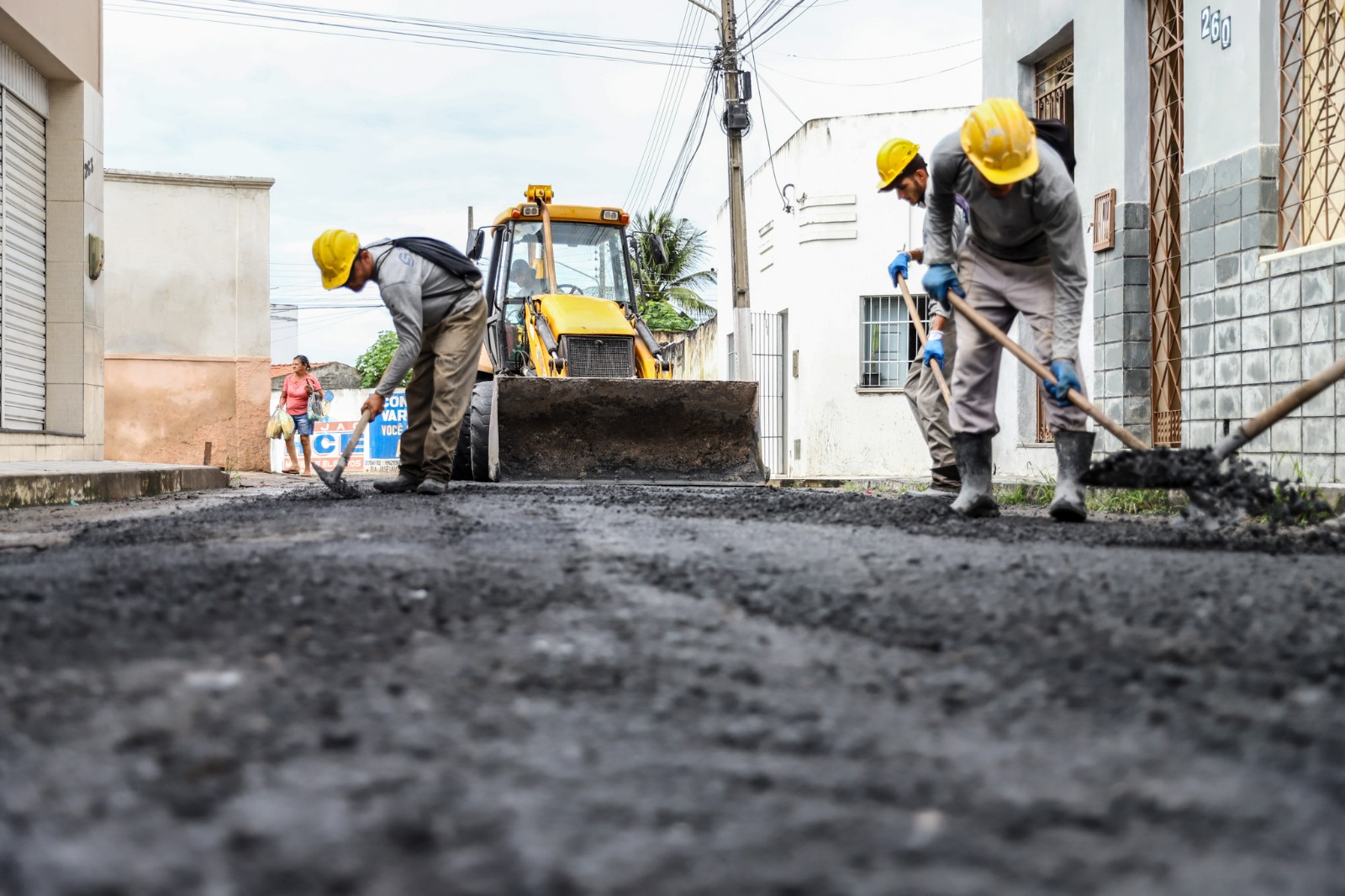 Prefeitura informa ruas que estarão em obras de esgotamento sanitário em julho em Simão Dias