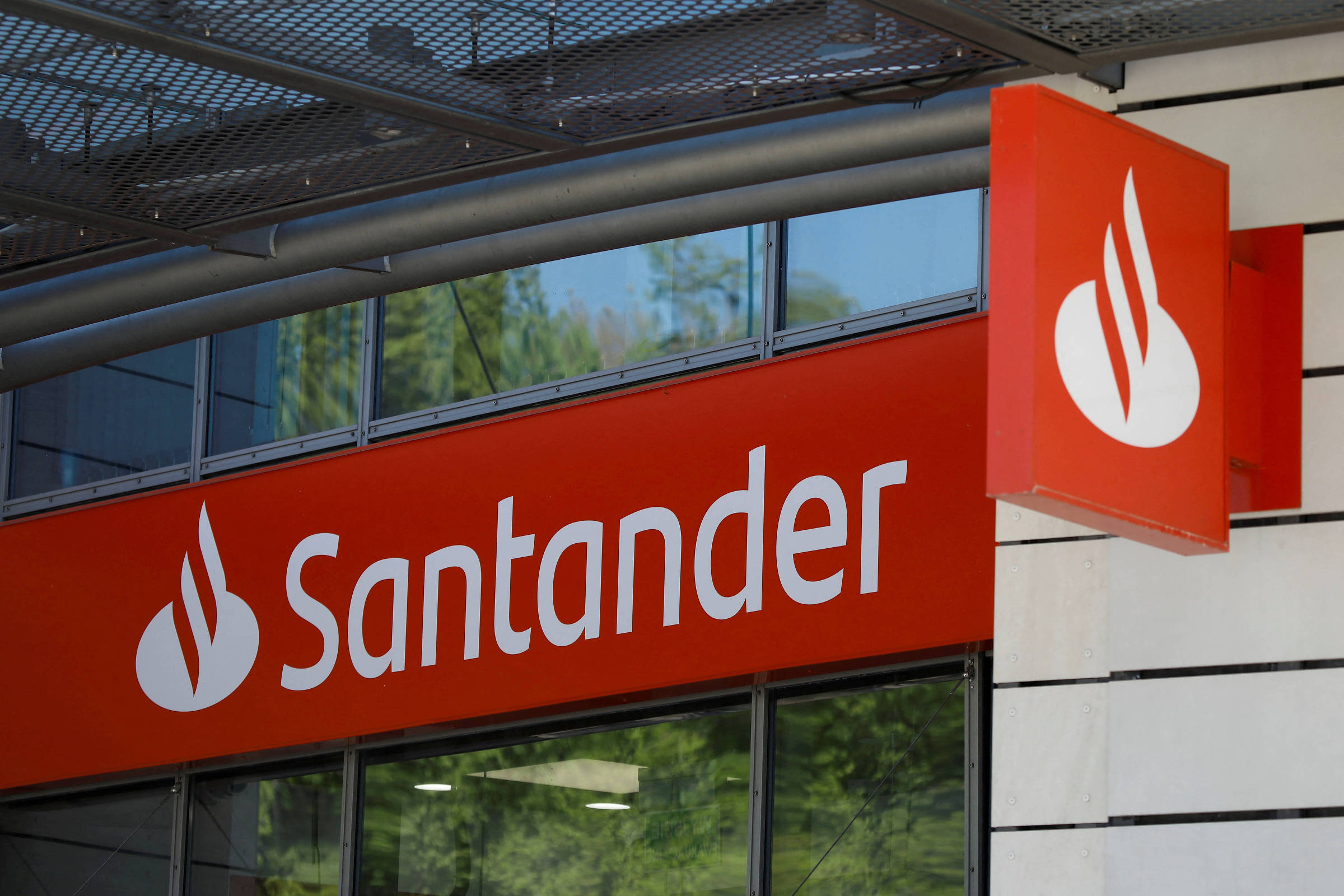 Santander Select tem vagas de trabalho abertas em Sergipe