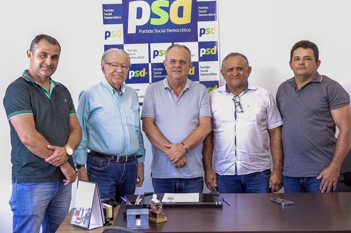 Vereadores de Pinhão são recebidos por Belivaldo Chagas na sede do PSD