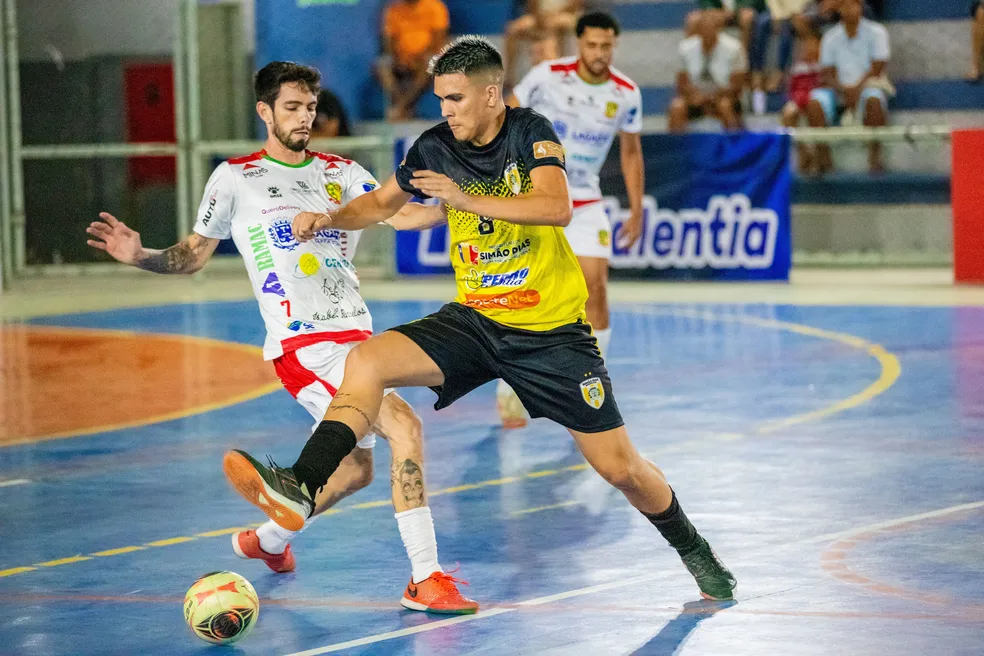 Simão Dias atropela Colônia Treze e assume liderança do grupo 1 da Copa TV Sergipe de Futsal