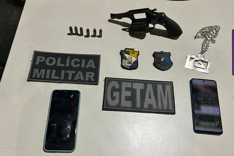 PM prende dupla e apreende arma de fogo na zona rural de Boquim