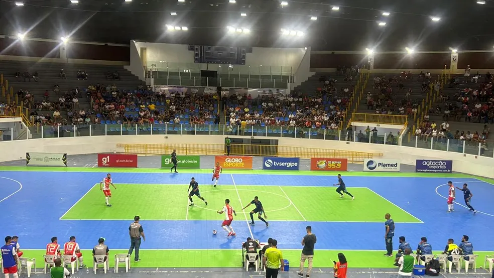 Pinhão vence Aracaju e sai na frente por vaga nas semis da Copa TV Sergipe de Futsal